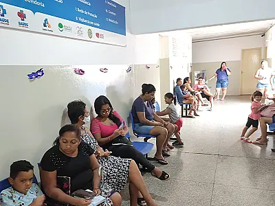 Ladário aplica 150 doses da vacina contra Covid em ação na Policlínica