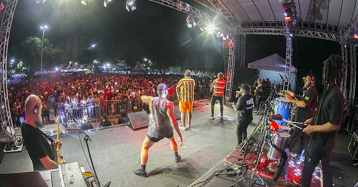 Show nacional do Tchakabum encerra o Carnaval de Corumbá 2024