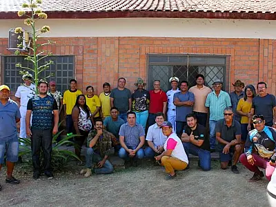 Moradores da Apa Baía Negra são certificados no curso de Piloteiro