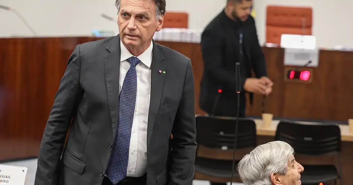 Quais as restrições para Bolsonaro em prisão domiciliar