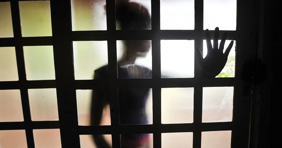 Especialista diz que diálogo é forma de prevenir abuso sexual infantil