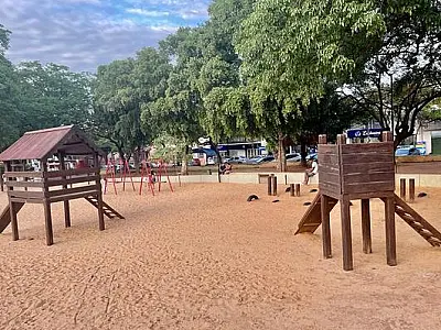Vereador pede reforma e manutenção do parquinho do Jardim da Independência