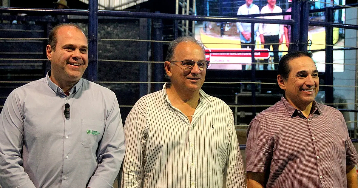 Na abertura da FEAPAN, prefeito destaca importância da pecuária para economia de Corumbá