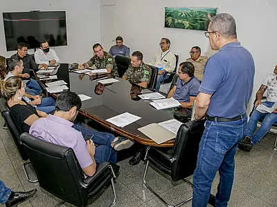 Reunião planeja desfiles cívicos da Independência e do aniversário de Corumbá