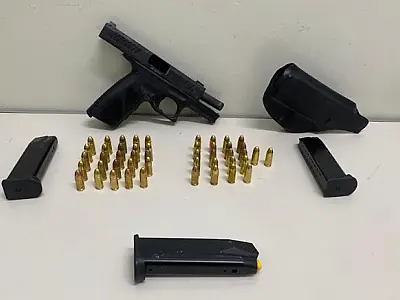 PMA prende homem por porte ilegal de arma durante Operação Padroeira
