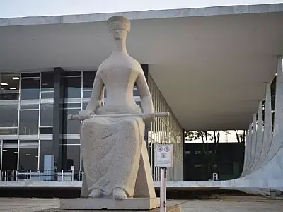 Estados pedem proposta efetiva da União para compensar redução do ICMS dos combustíveis