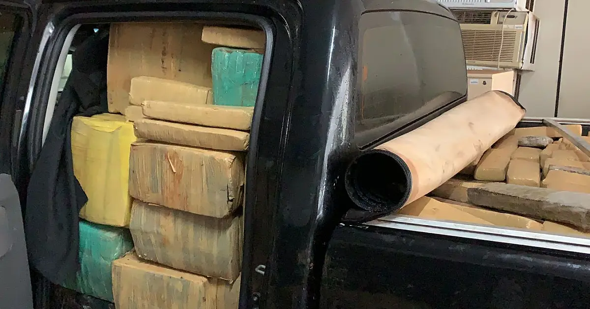Homem é preso com caminhonete lotada de maconha