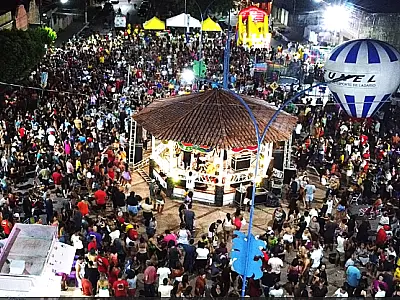 Ladário cancela sorteio e define comissão para selecionar barraqueiros do Carnaval 2025