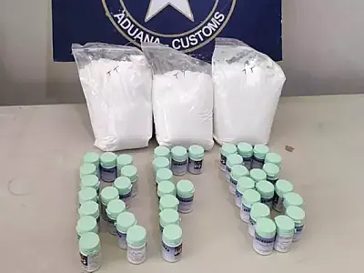 Cocaína que saiu de MS em frascos de remédios é interceptada nos Correios de Recife