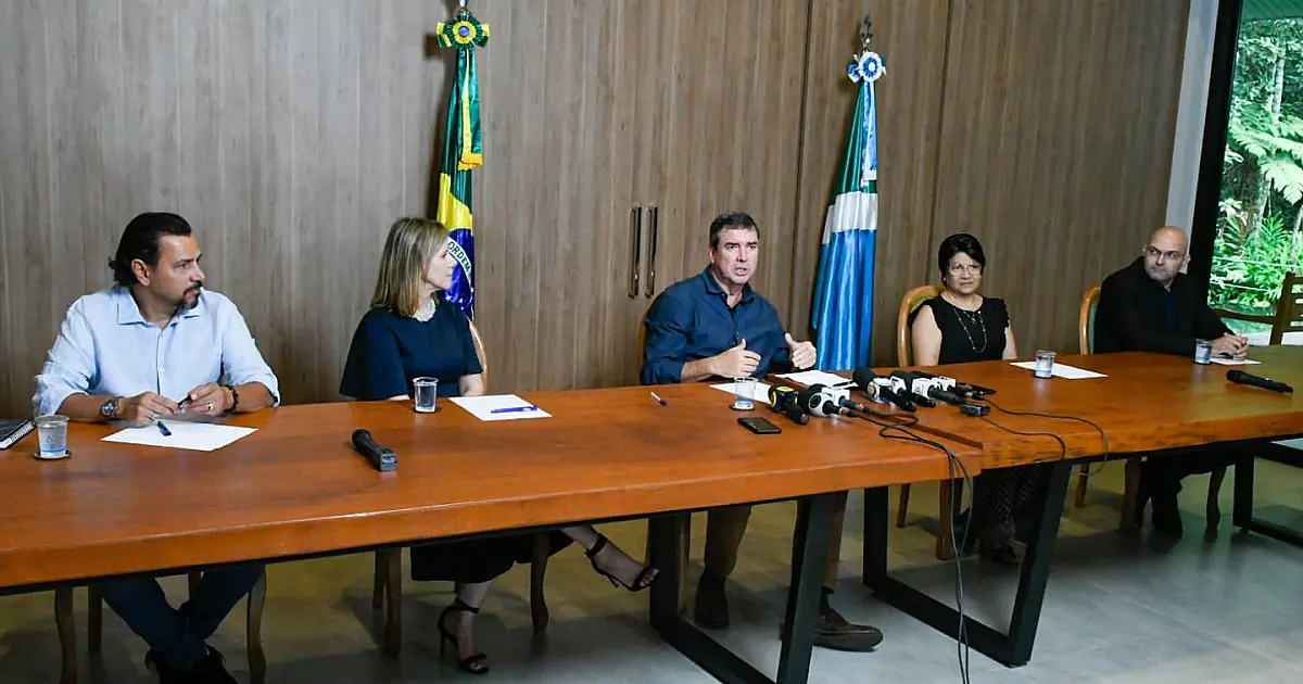 Riedel anuncia últimos quatro secretários do seu governo