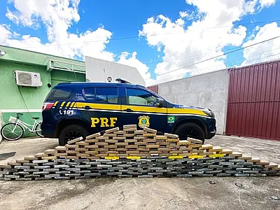 Caminhoneiro é preso com 187 quilos de cocaína e pasta base na BR 262