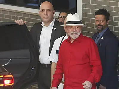 Lula passa por exames e é liberado para voltar a Brasília
