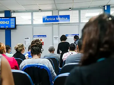 INSS cria comitê para reduzir fila de 2,8 milhões de pedidos