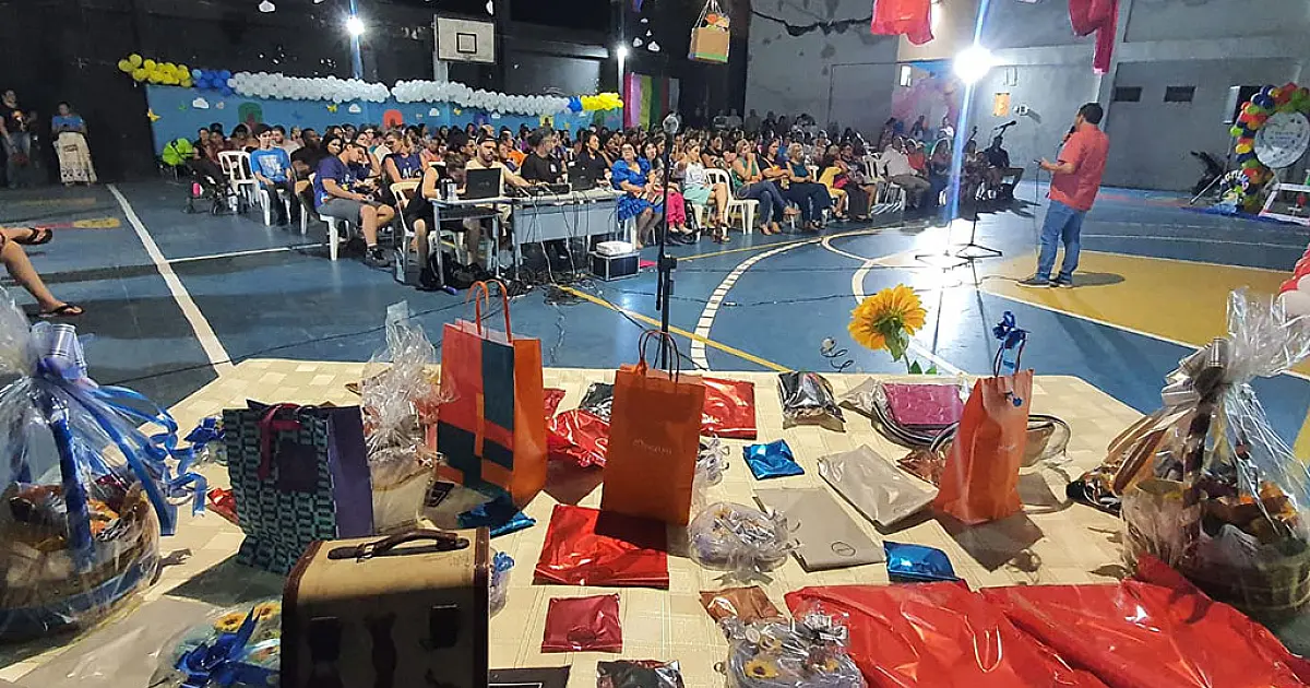 Trocas de experiências marcam evento de Acolhimento das Famílias Atípicas da REME