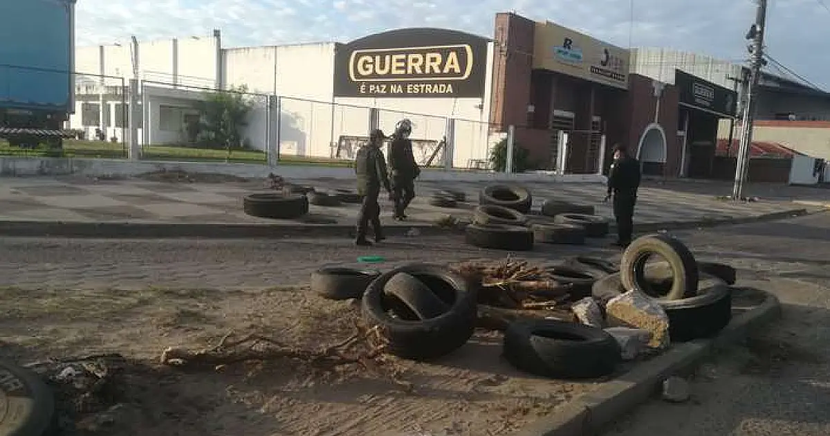 Polícia está nas ruas na tentativa de enfraquecer greve nacional na Bolívia