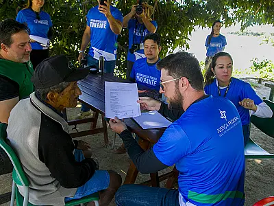 Justiça Federal leva serviços gratuitos as comunidades ribeirinhas do rio Paraguai