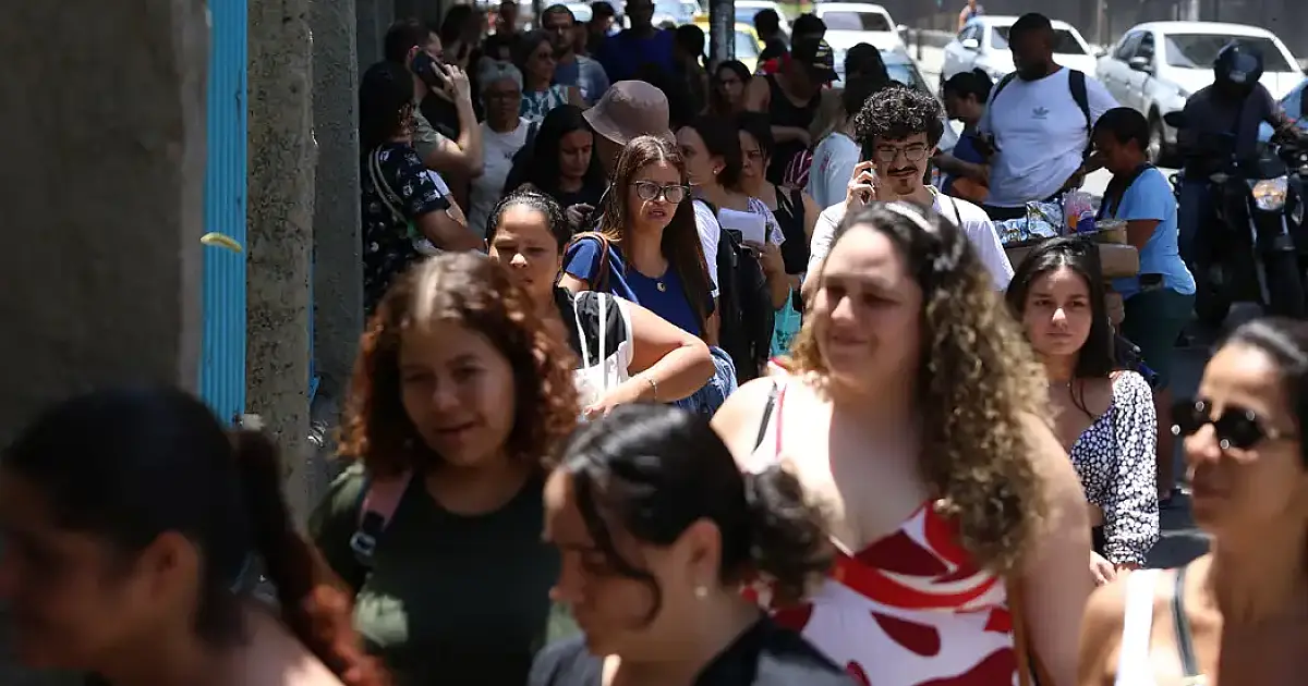 Entenda como é calculada a nota das provas objetivas do Enem 2025