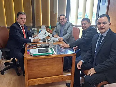Comitiva busca recursos para Corumbá em Brasília