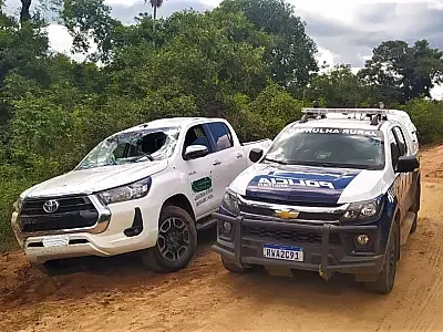 Caminhonete furtada é recuperada em estrada rural de Corumbá