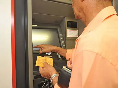 Bancos não terão expediente nesta quinta-feira, dia de Finados