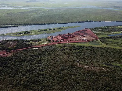 Seca baixa nível do Rio Paraguai e paralisa exportações de minério em Mato Grosso do Sul