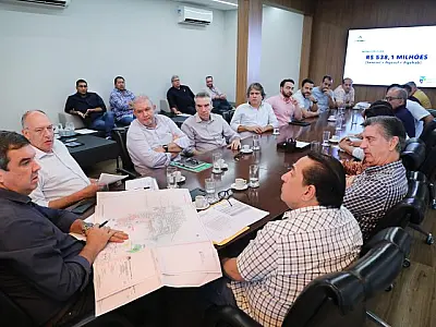 Com governador e deputados, prefeito obtém apoio para obras de infraestrutura urbana e rural