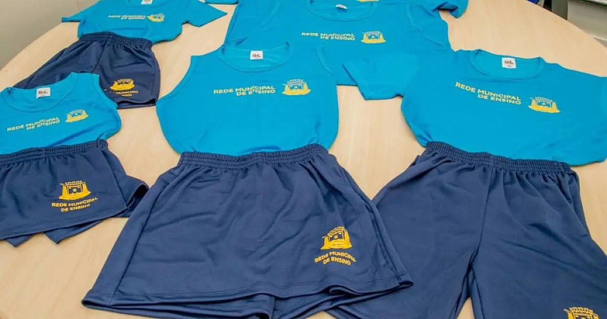 Uniforme e kit escolar da rede municipal devem ser entregues no inicio de fevereiro