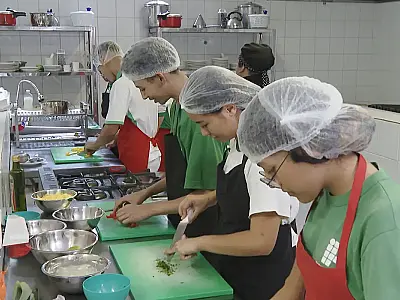 Taxa de desemprego recua em 7 estados no terceiro trimestre, diz IBGE