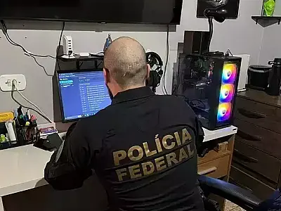 Homem é flagrado com conteúdo de abuso infantil durante operação da PF em Corumbá