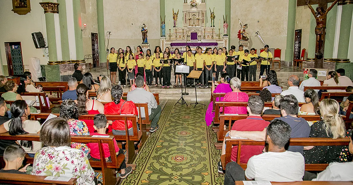 Cantata de Natal emociona fiéis no Santuário de Nossa Senhora Auxiliadora