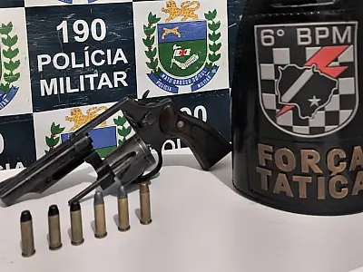 Mulher é presa por porte ilegal de arma