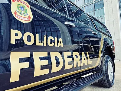 Homem é preso tentando atravessar carro furtado para Bolívia