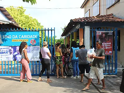 Cidade Dom Bosco entrega cestas básicas a mais de 230 famílias em Corumbá