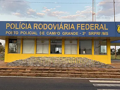 PRF apreende 488 ,4 kg de cocaína que seriam levadas para São Paulo