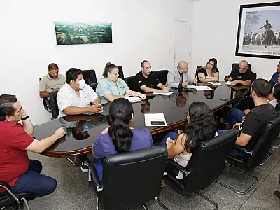 Corumbá discute protocolo de atendimento médico à bolivianos na rede municipal