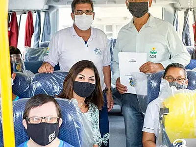 Emenda de Bia Cavassa garante micro-ônibus para APAE de Corumbá