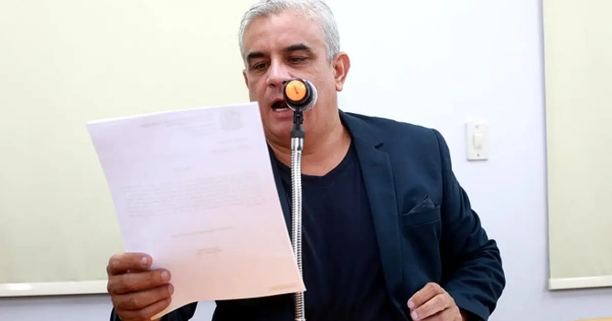 Luciano Costa cobra informações sobre a entrega definitiva do auditório do Centro de Convenções