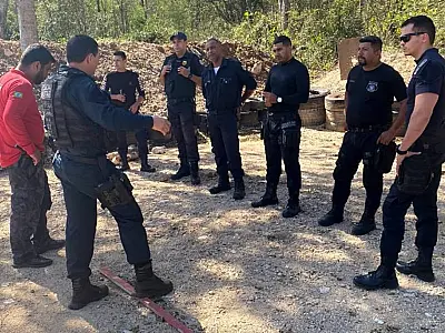Guardas Municipais passam por treinamento para porte e manuseio de armas de fogo