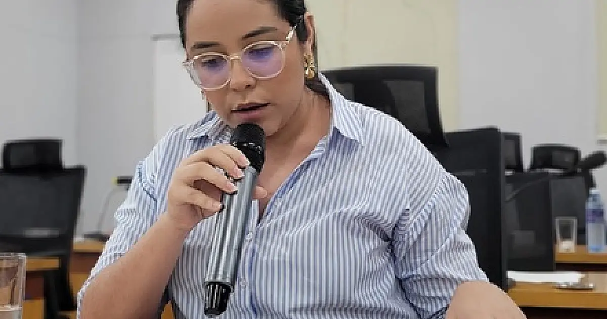 Hanna pede dados avaliativos da educação em Corumbá