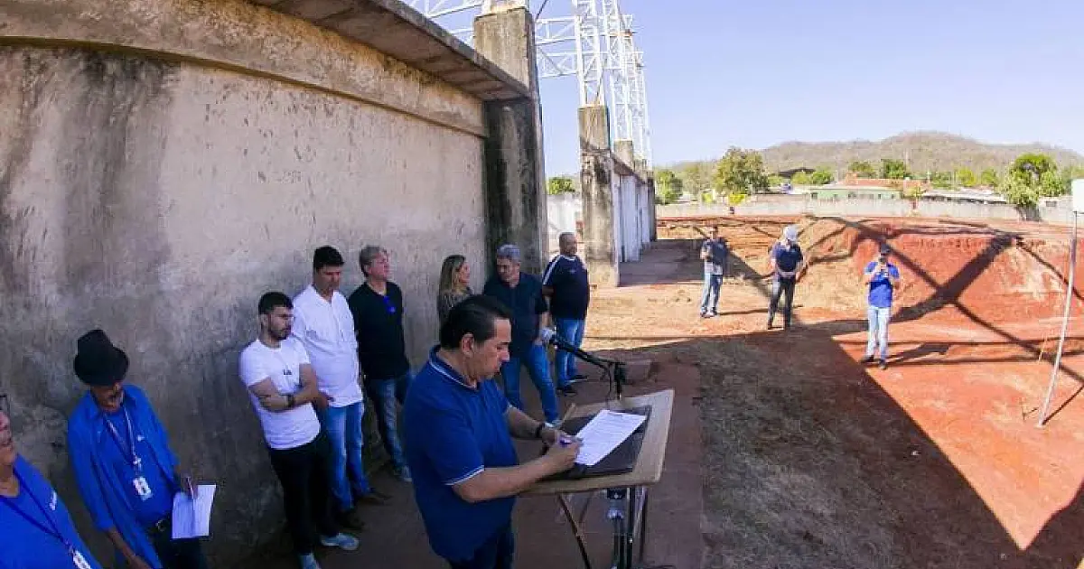 Assinada ordem de serviço para conclusão de obras do Centro de Iniciação Esportiva