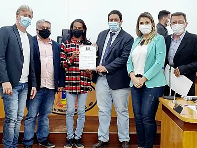 Câmara homenageia idealizadoras do Amistoso da Diversidade e a Comunidade LGBTQIA+