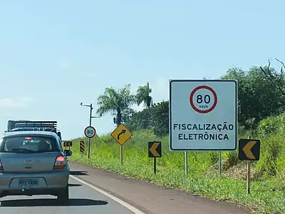 Juíza federal manda governo reativar radares em rodovias