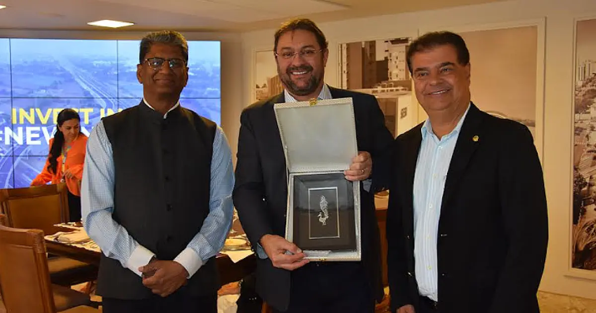 Fiems recebe embaixador da Índia para discutir oportunidades de negócios