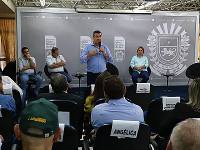 Governo se compromete em dar sequência as obras em andamento e ouvir novas demandas dos prefeitos