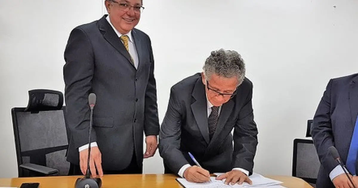 Sessão Solene marcou a posse de novo vereador na Câmara