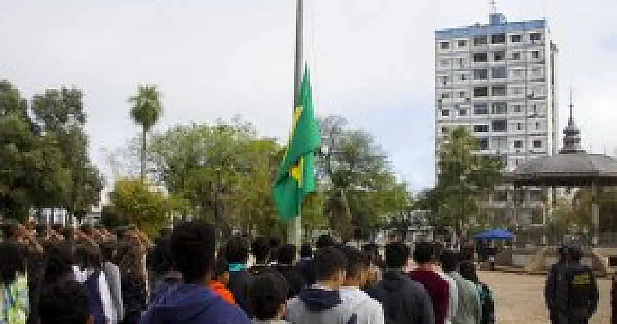 Corumbá abre Semana da Pátria com civismo no Jardim da Independência