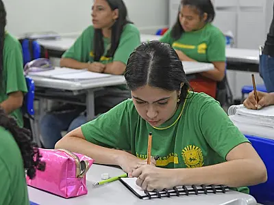 Pé de Meia será pago conforme mês de nascimento de estudantes matriculados