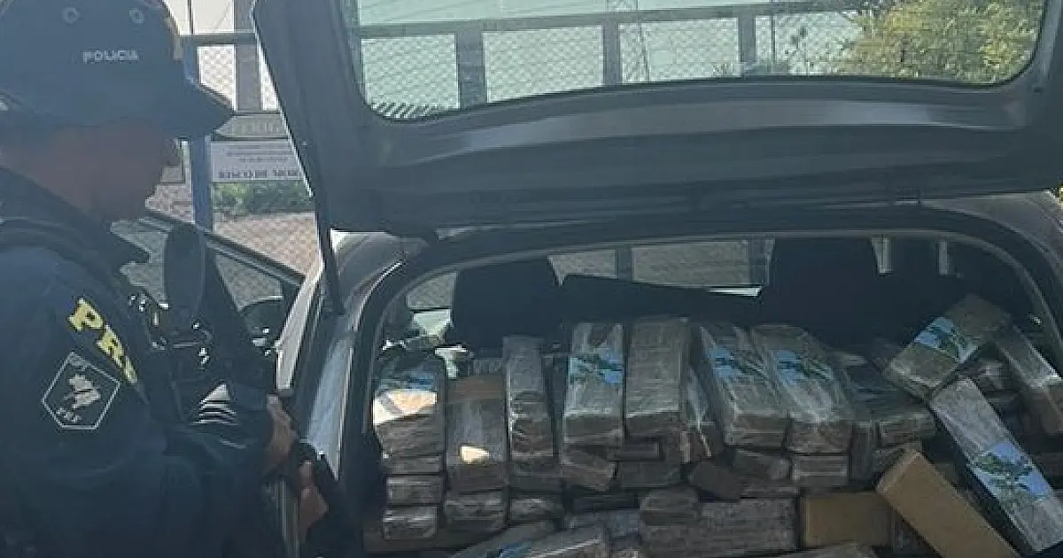 PRF apreende 746 Kg de maconha e skunk em Dourados