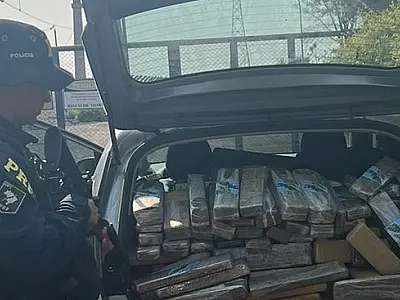 PRF apreende 746 Kg de maconha e skunk em Dourados