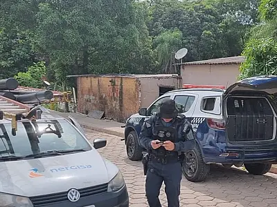 Fiscalização de furto de energia termina com flagrante de maconha e prisão de foragida